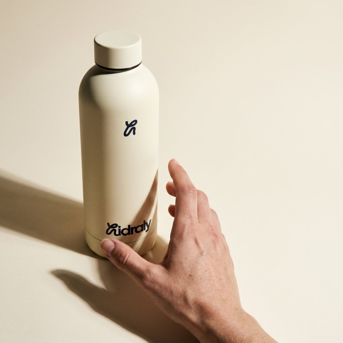 Botella Térmica Hidraly · 500ml hidratación diaria | Hidraly